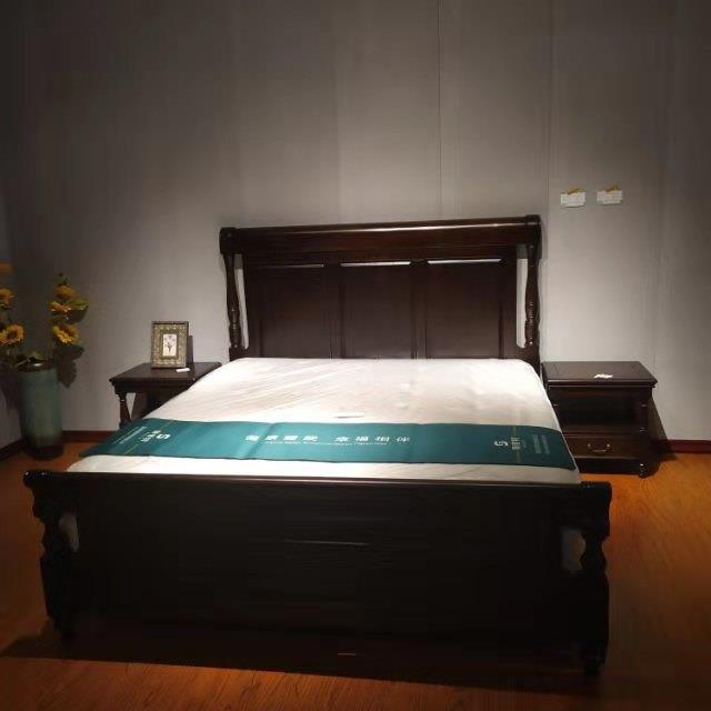 楓木床+2床頭櫃