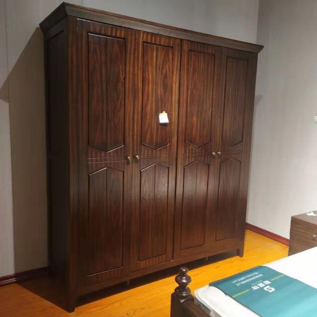 楓木四門衣櫃